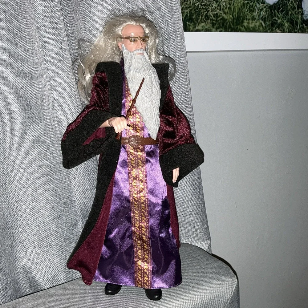 Barbie: Harry Potter Professor Albus Dumbledore Doll Robe Glasses & Wand